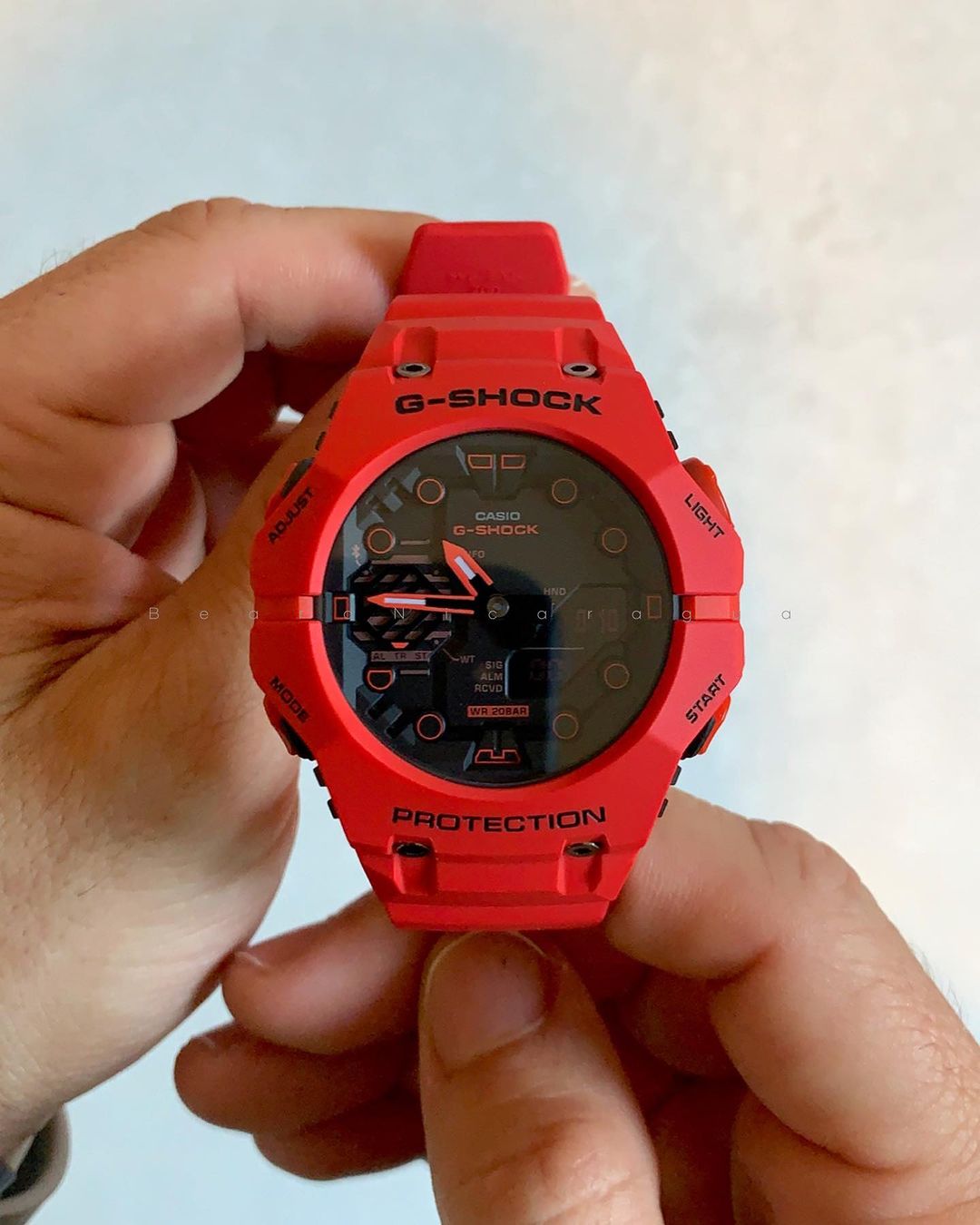 G-SHOCK ROTE