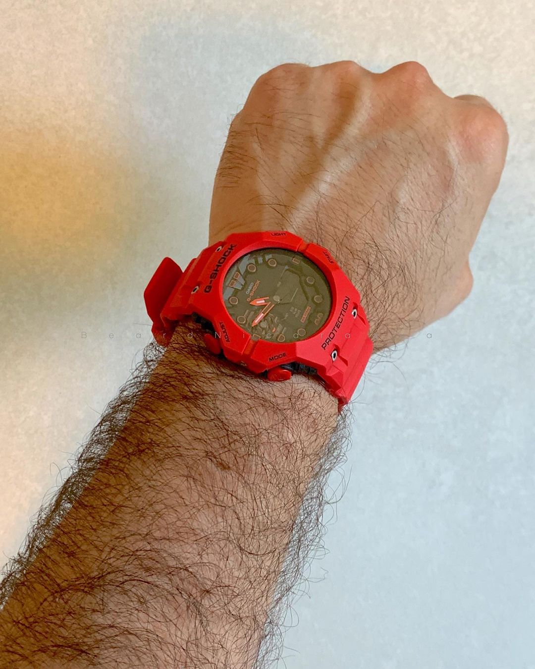 G-SHOCK ROTE